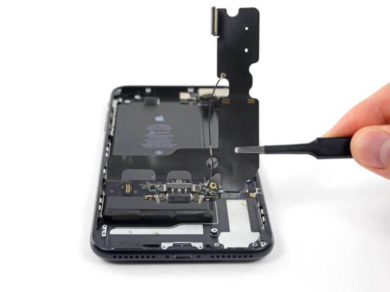 iPhone 7 Plus Charging Port Replacement